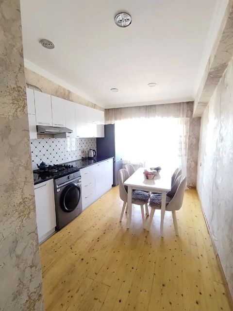 İcarəyə verilir 1 otaqlı yeni tikili 50 m² — Bakı