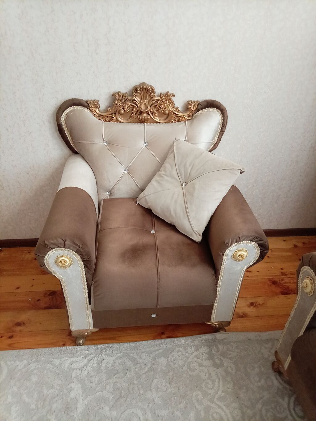 Yeni, Klassik divan, 2 kreslo, Bazasız, Açılmayan — Yumşaq mobilya dəstləri, Gəncə (5)