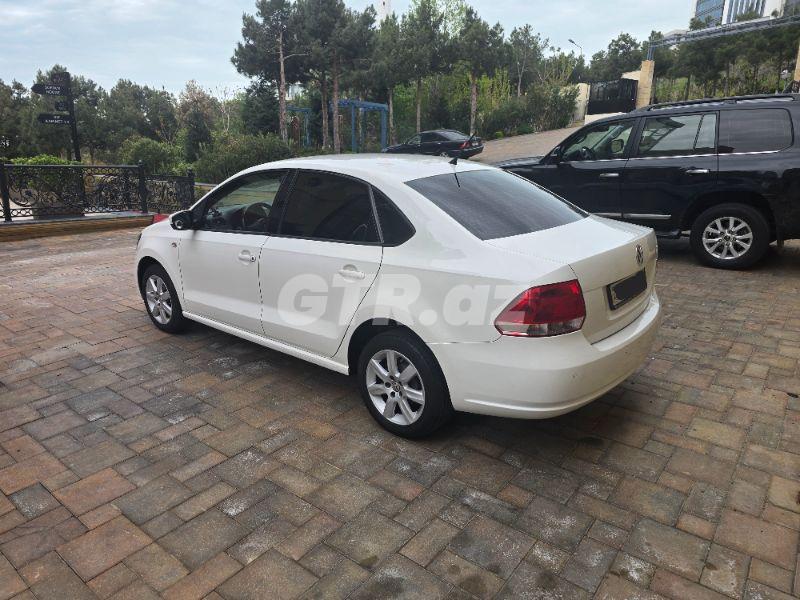 Volkswagen Polo 1.6 L, 2013, 254 000 km — Avtomobillər, Bakı (7)