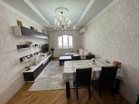 Satılır 3 otaqlı köhnə tikili 75 m² — Bakı