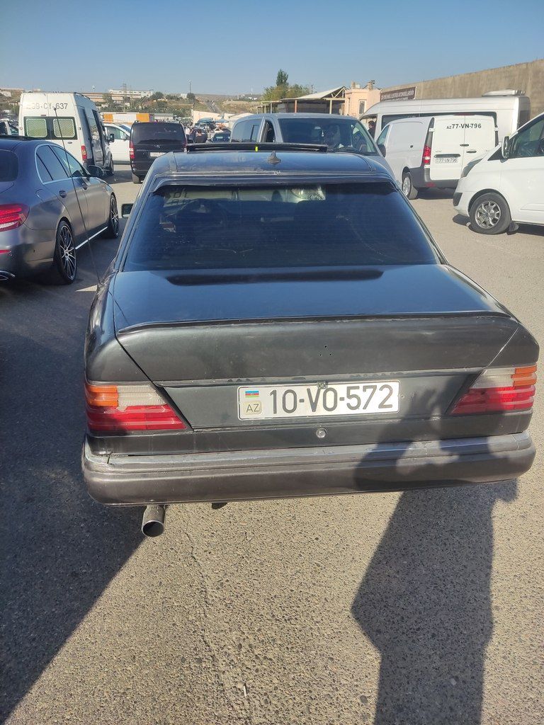 Mercedes 200 D, 2.0 L, 1991 il, 546 750 km 10-VO-572 — Avtomobillər, Bakı (6)