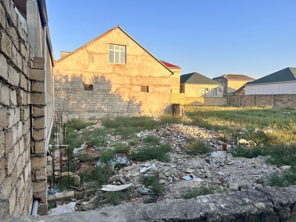 Torpaq Bələdiyyə çıxarışı evin binövrəsinin beyonu tökülüb 50-50 yə — Torpaq, Bakı (5)