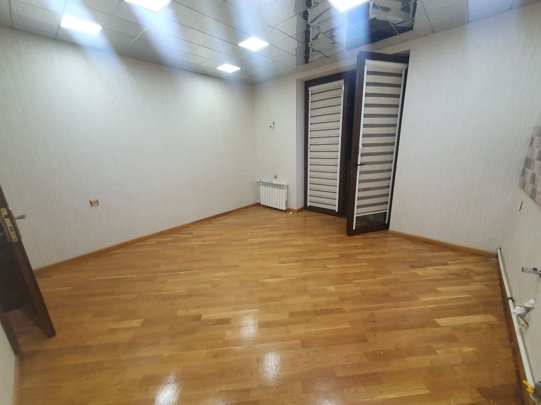 4-otaqlı mənzil kirayə verilir, Yeni Yasamal qəs., 160 m² — Mənzil, Bakı (2)