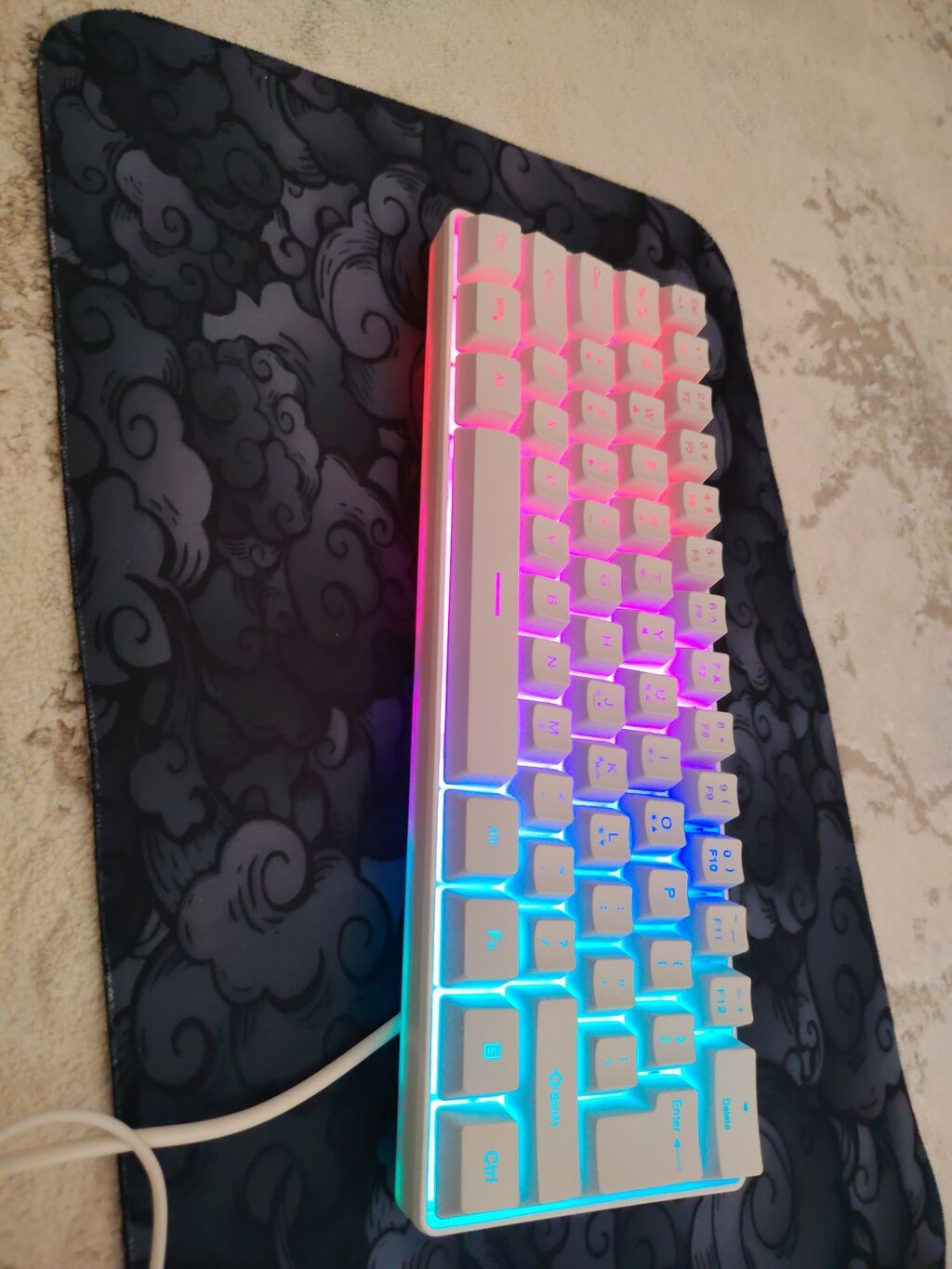 RGB işıqlanmalı kompakt klaviatura + simli oyun siçanı + geniş — Klaviaturalar və siçanlar, Qobu (3)