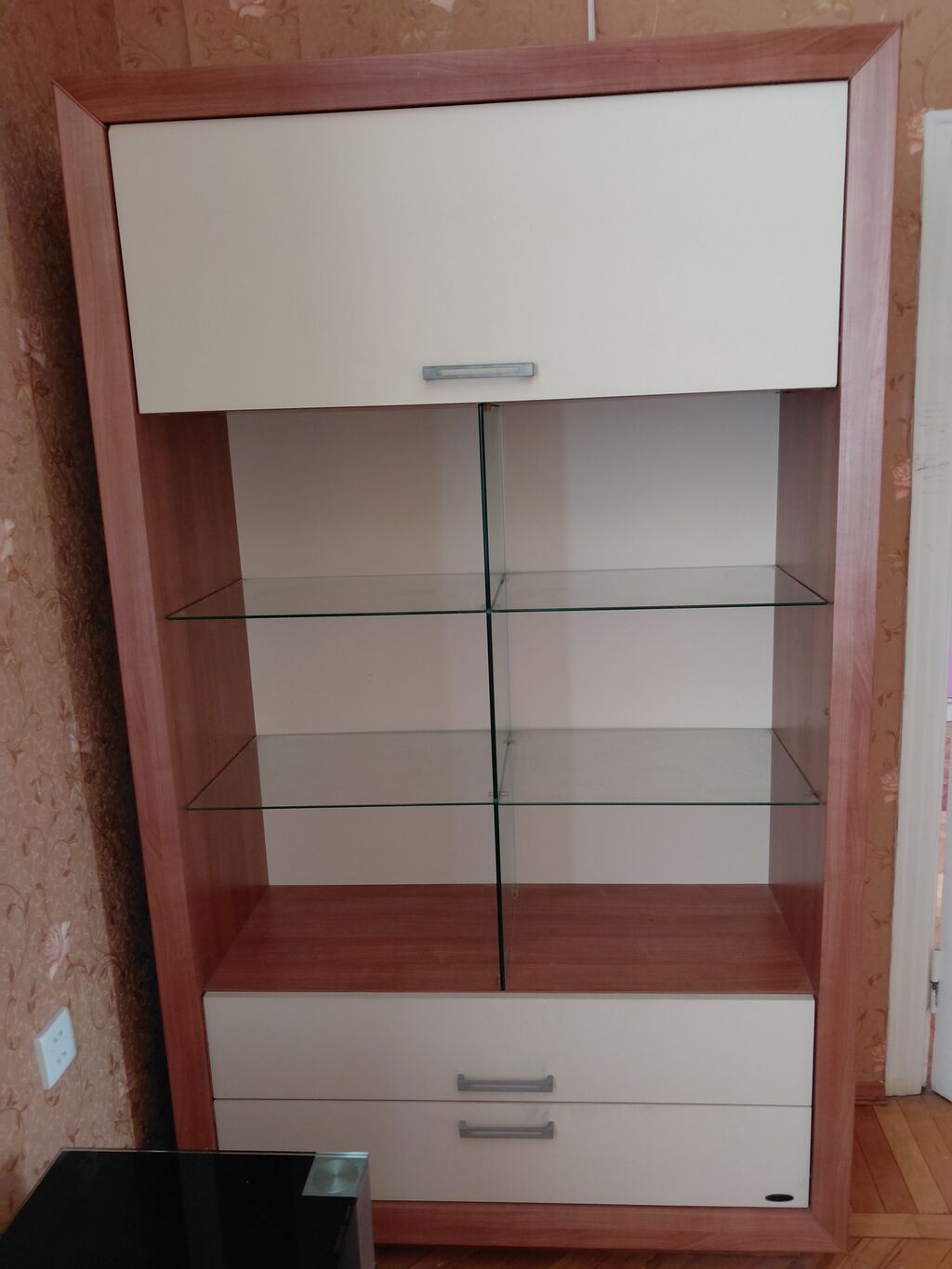 Mebel dəsti – paltar şkafı və vitrinlər - 4 qapılı paltar şkafı — Qonaq otağı üçün, Bakı (3)