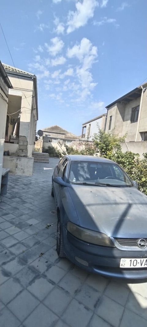 Həyət evi, Polad Həşimov küç — Bakı