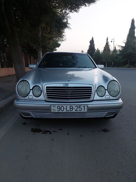 Mercedes E 240, 2.4 L, 1997 il, 380 000 km — Gəncə