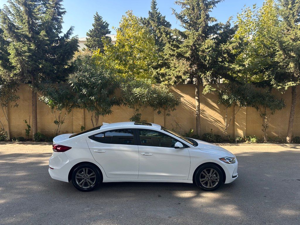 Hyundai Elantra, 2.0 L, 2018 il, 98 000 km 88-DP-893 — Avtomobillər, Bakı (5)