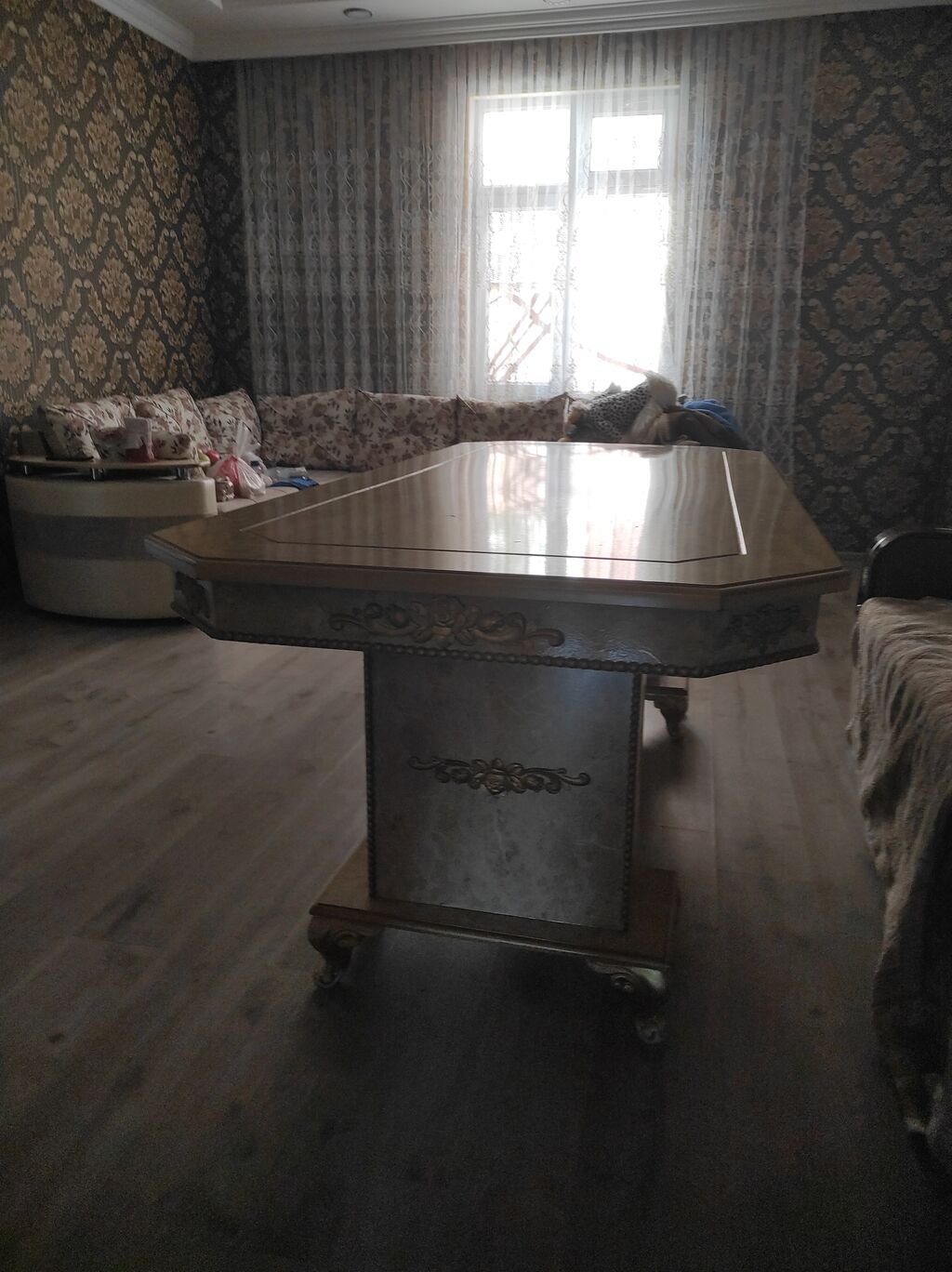 Klassik üslubda yemək otağı dəsti - Stol: Uzun düzbucaqlı forma — Masalar və stullar, Bakı (3)