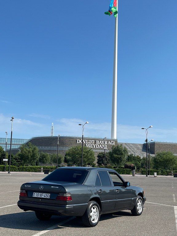 Mercedes 230 E, 2.3 L, 1990 il, 490 000 km 10-XF-450 — Avtomobillər, Bakı (8)