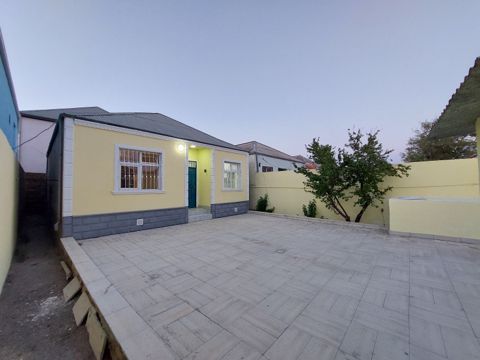 Həyət evi, Hövsan qəs — Bakı