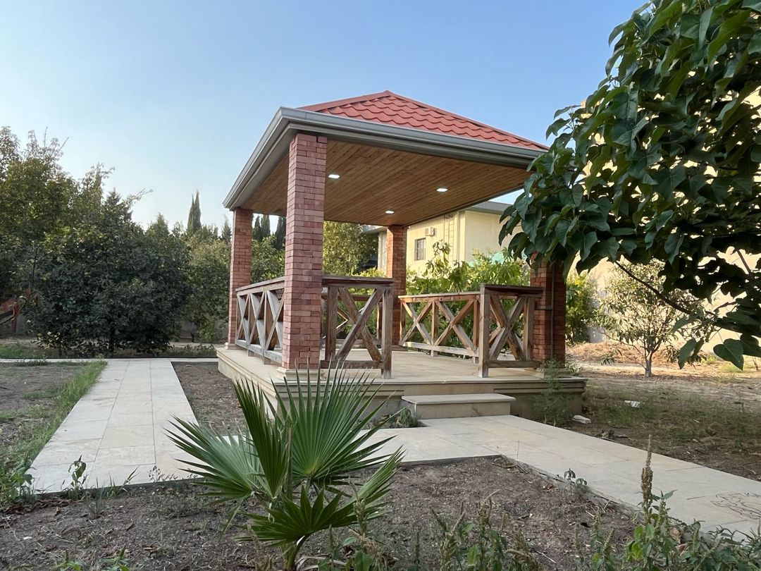 Satılır 8 otaqlı həyət evi/bağ evi 230 m² — Ev, villa, Bakı