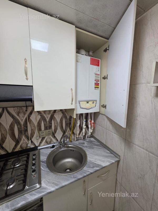 Kirayə 1 otaqlı Bina evi menzil (Köhnə tikili), 31 m², 4-cü mikrorayon — Mənzil, Sumqayıt (8)