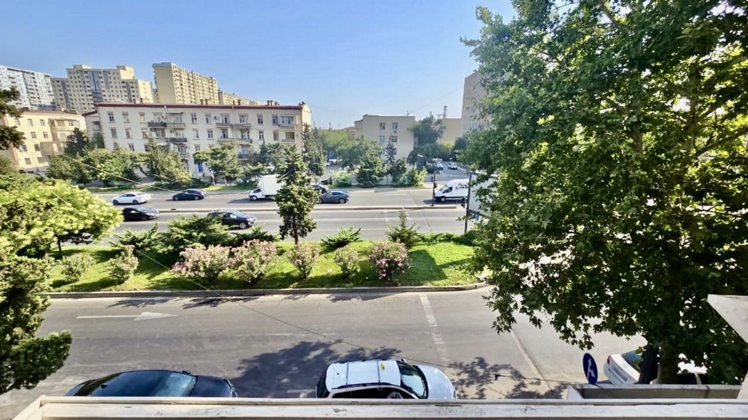 Satılır 1 otaqlı köhnə tikili 35 m² — Mənzil, Bakı (2)