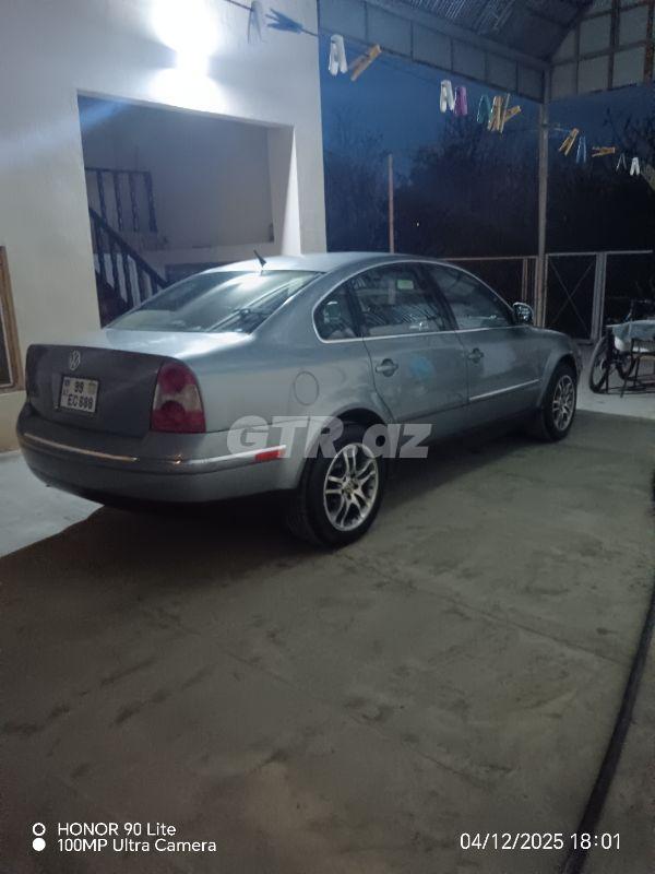 Volkswagen Passat 1.8 L, 2004, 369 km 99-EC-688 — Avtomobillər, Yevlax (4)