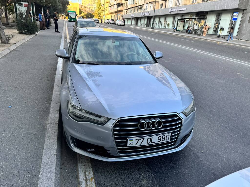 Audi A6, 2.0 L, 2016 il, 215 000 km 77-OL-980 — Avtomobillər, Bakı (4)