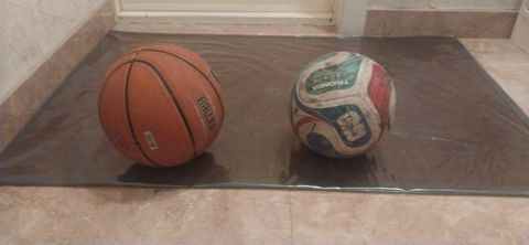 Futbol və basketbol topları — Bakı