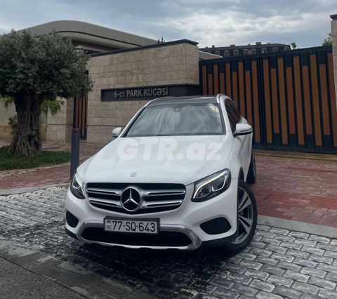 Mercedes GLC 200 4MATIC 2.0 L, 2017, 101 000 km — Bakı