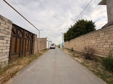 5.3 sot torpaq sahəsi, Şüvəlan qəs — Bakı