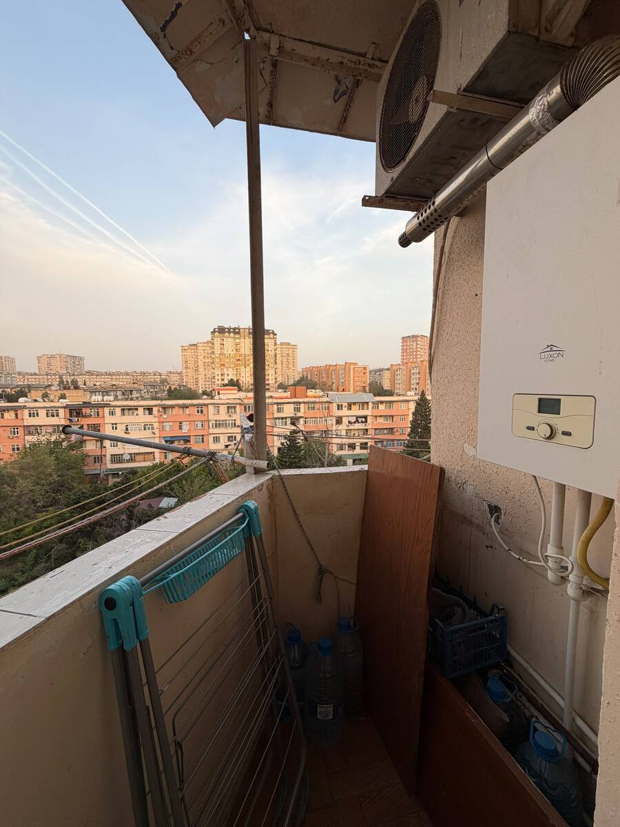 Satılır 2 otaqlı köhnə tikili 65 m² — Mənzil, Bakı (12)