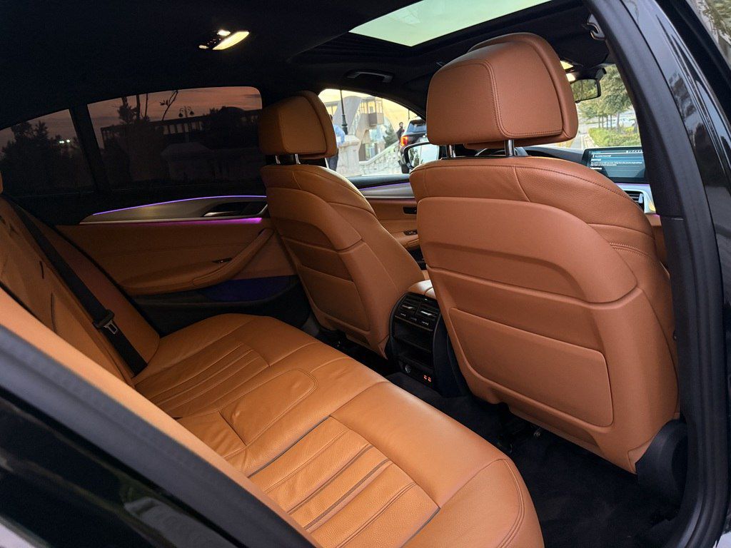 BMW 530e, 2.0 L, 12 kWh, 2019 il, 89 000 km — Avtomobillər, Bakı (11)