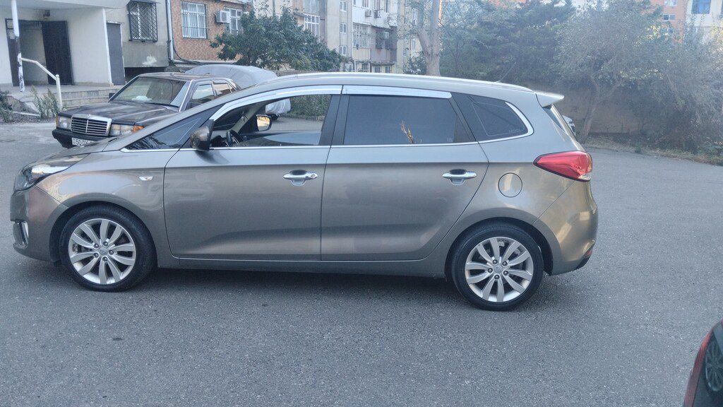 Kia Carens, 1.7 L, 2016 il, 229 889 km 77-SV-589 — Avtomobillər, Bakı (5)
