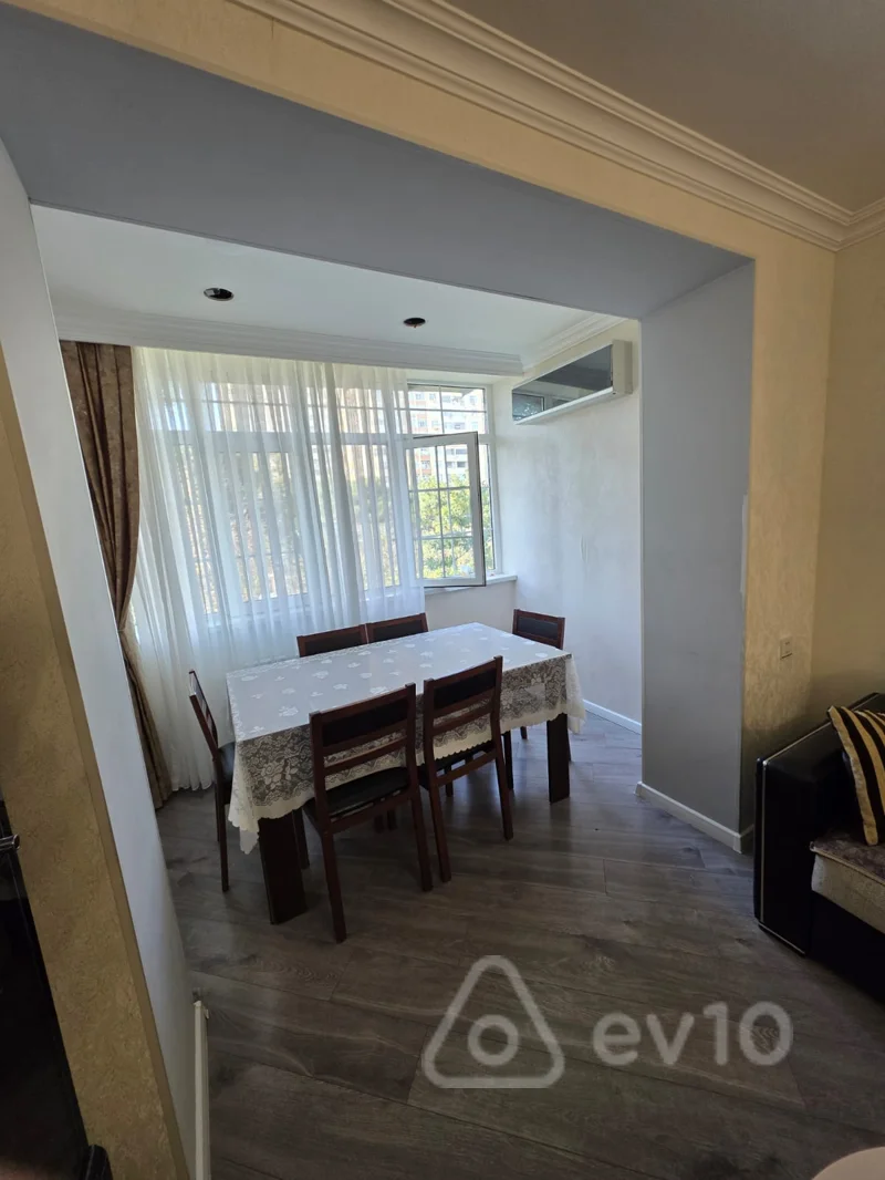 3 otaqlı mənzil, 70 m², Nefçilər metrosunun yaxınlığında, 210 və 220 nömrəli məktəblərin, 8 KM Bazarının yanı — Mənzil, Bakı (5)