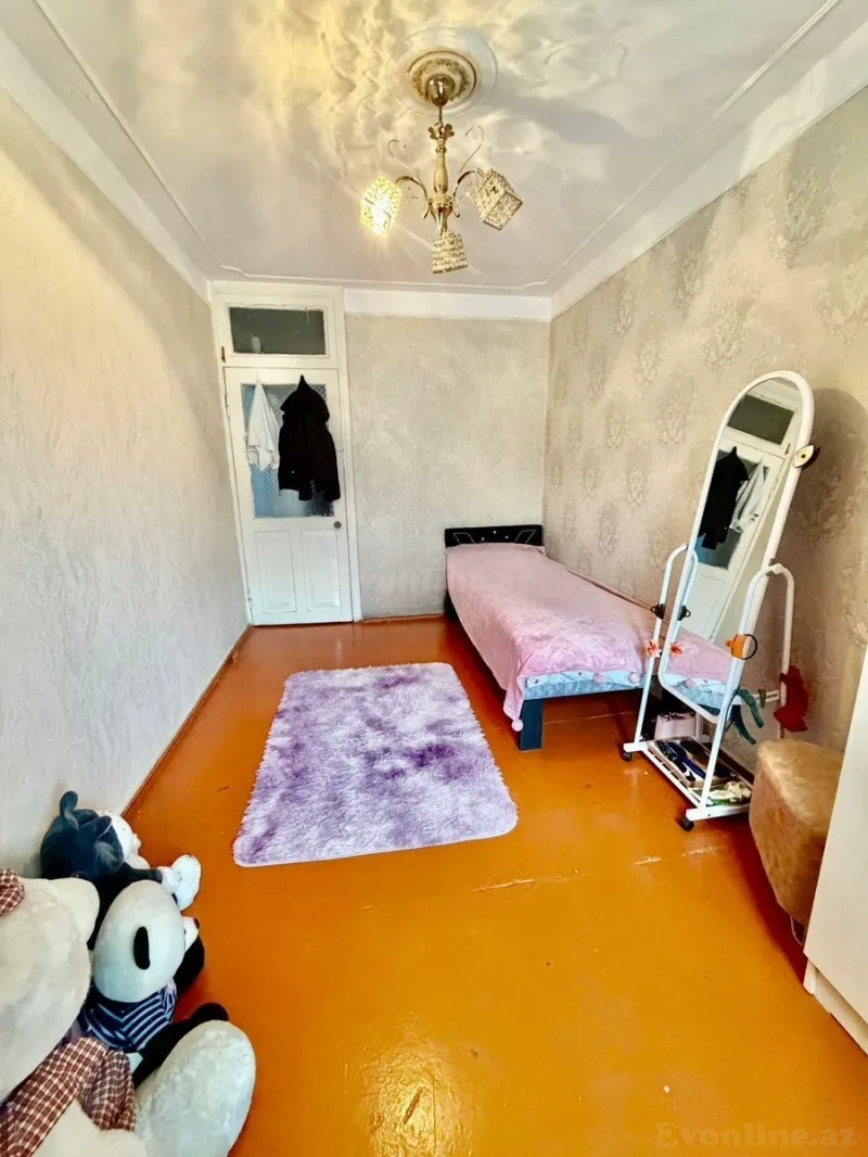 Satılır 3 otaqlı Mənzil Köhnə tikili 70 m² Bakı, Nizami r., Xalqlar Dostluğu m., 8-ci kilometr — Mənzil, Bakı (8)