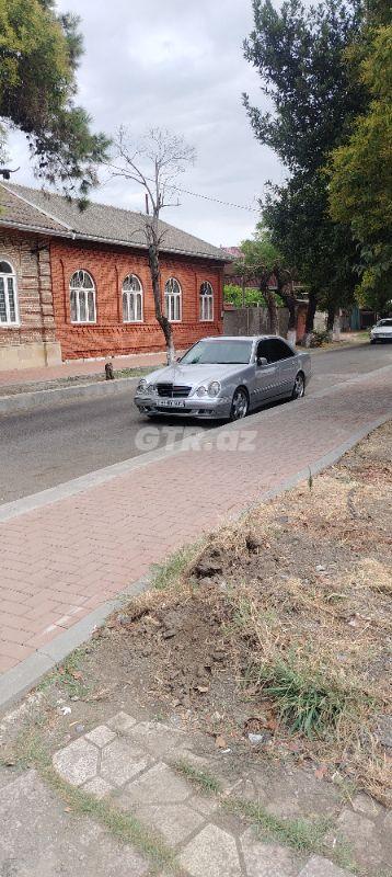 Mercedes E 280 2.8 L, 2000, 340 000 km 99-BY-935 — Avtomobillər, Lənkəran (3)