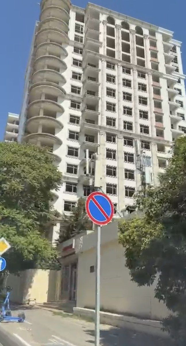 Satılır 2 otaqlı yeni tikili 72 m² — Mənzil, Bakı (2)
