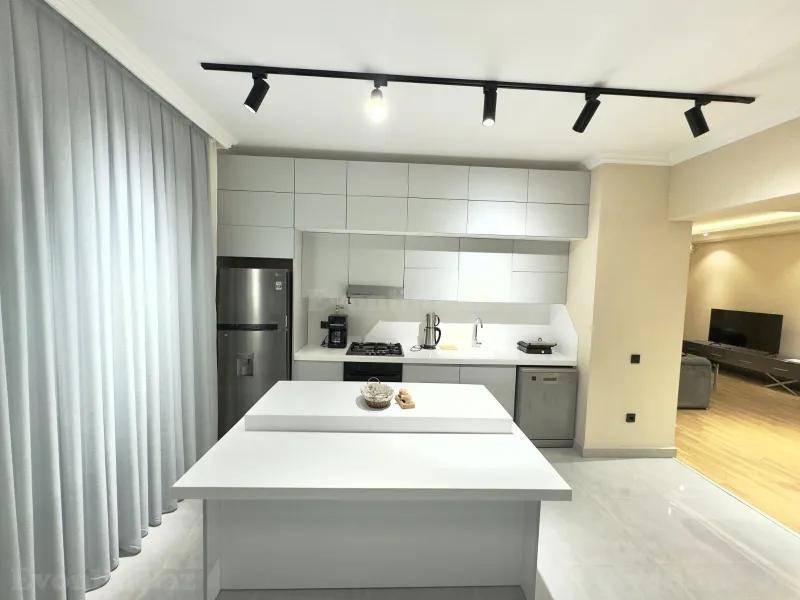 Kirayə verilir 4 otaqlı Mənzil Yeni tikili 172 m² Bakı, Binəqədi r., Avtovağzal m — Mənzil, Bakı (4)