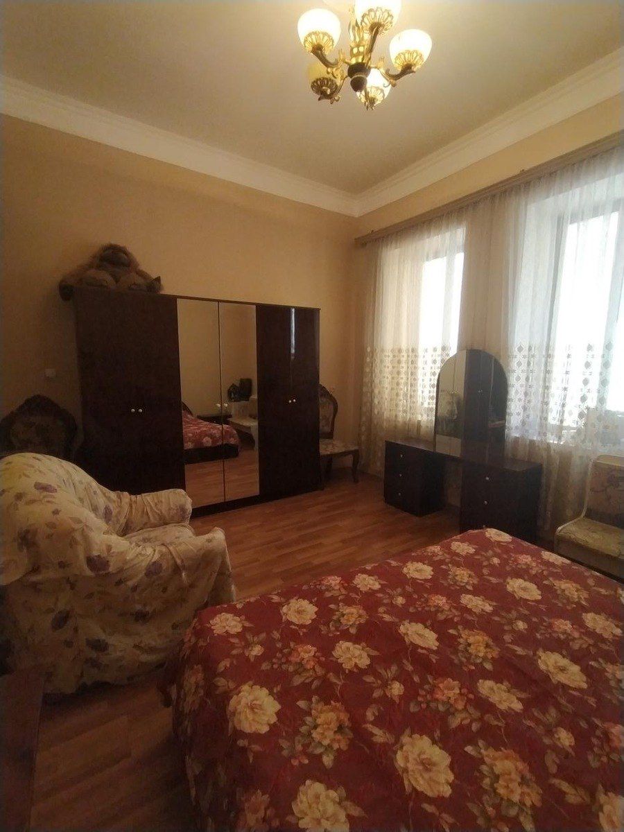 Satılır 6 otaqlı köhnə tikili 180 m² — Mənzil, Bakı (8)