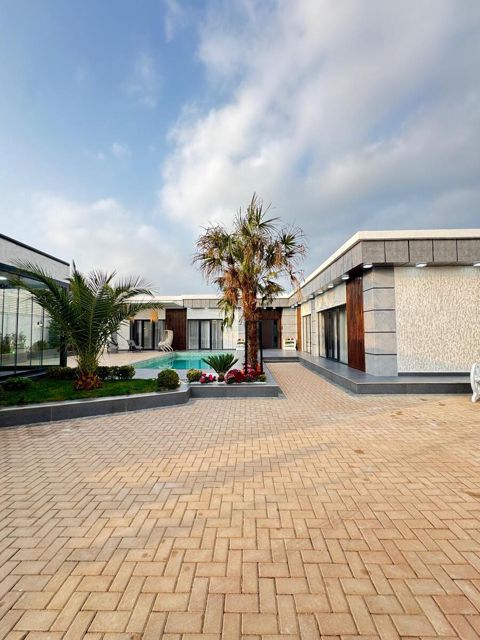 Satılır 5 otaqlı həyət evi/bağ evi 220 m² — Bakı
