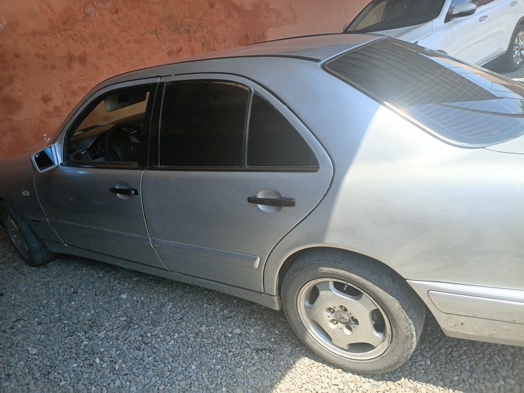 Mercedes E 220, 2.2 L, 1996 il, 285 000 km — Avtomobillər, Qazax (7)