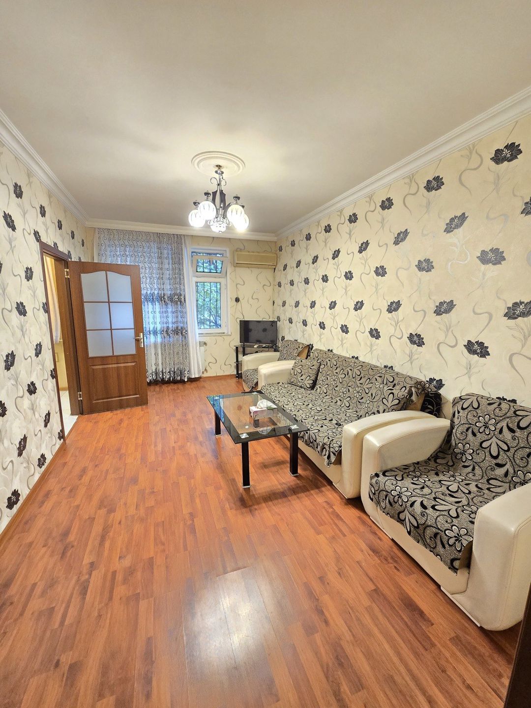 Satılır 2 otaqlı köhnə tikili 50 m² — Mənzil, Bakı (3)