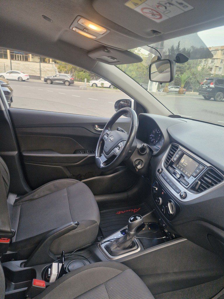 Hyundai Accent, 1.4 L, 2018 il, 144 000 km 88-BM-978 — Avtomobillər, Bakı (7)