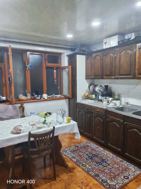 Satılır 3 otaqlı köhnə tikili 80 m² — Bakı