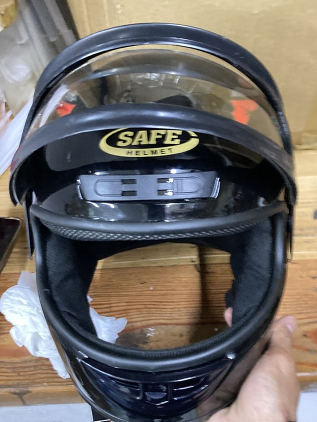 Yenidi istifadə edimir deyə satılır Məhsul: Safe Helmet tam üzlü — Motosiklet geyimi, Bakı (4)