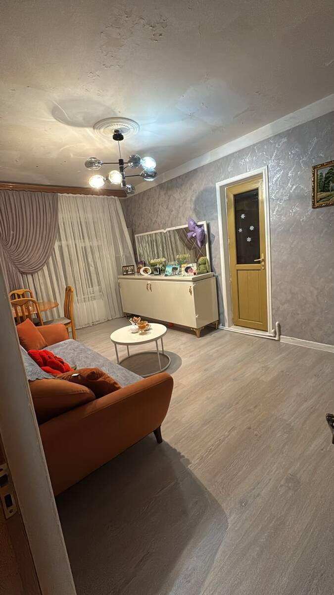 Satılır 2 otaqlı köhnə tikili 65 m² — Mənzil, Bakı (2)