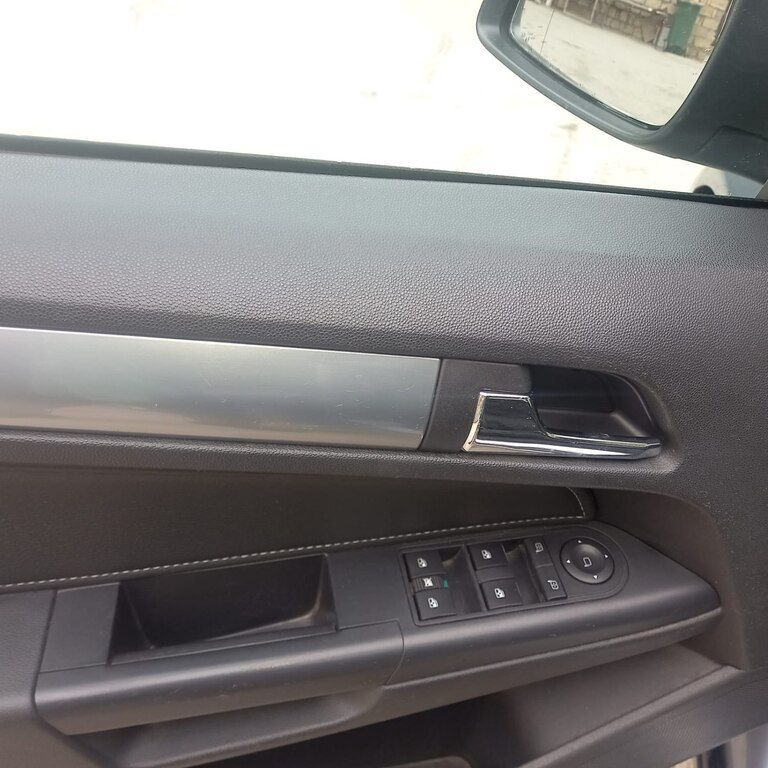 Opel Astra, 1.3 L, 2010 il, 245 000 km 77-KD-694 — Avtomobillər, Bakı (8)