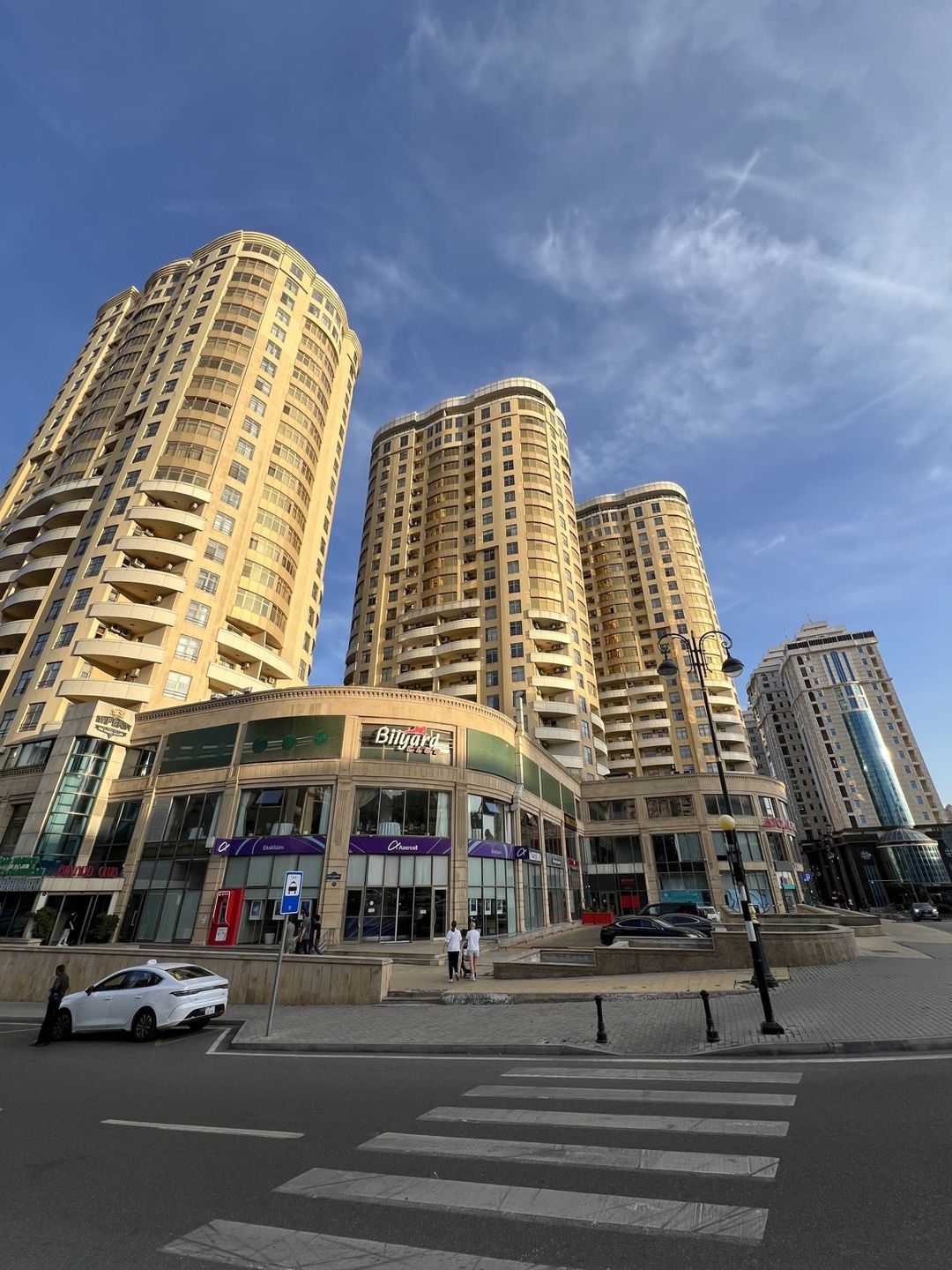 Satılır 3 otaqlı yeni tikili 128 m² — Mənzil, Bakı