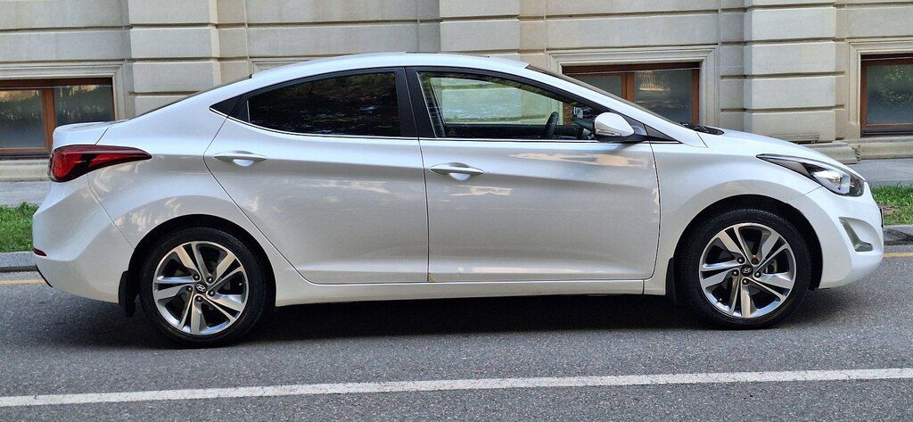 Hyundai Elantra, 1.8 L, 2015 il, 199 880 km — Avtomobillər, Bakı (12)