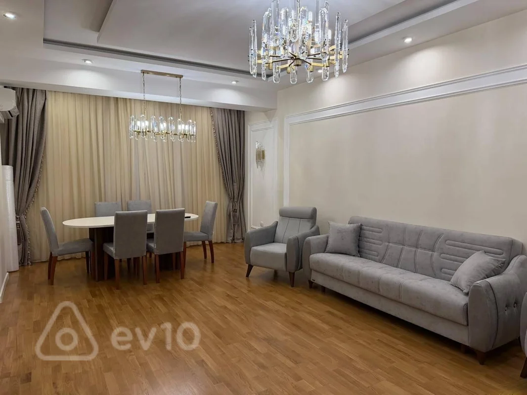 2 otaqlı mənzil, 95 m², Səməd vurgun küç — kirayə — Mənzil, Bakı