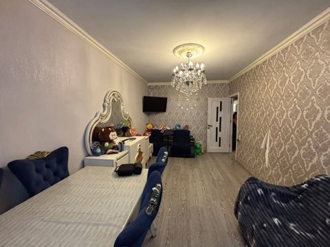 Satılır 3 otaqlı köhnə tikili 68 m² — Bakı