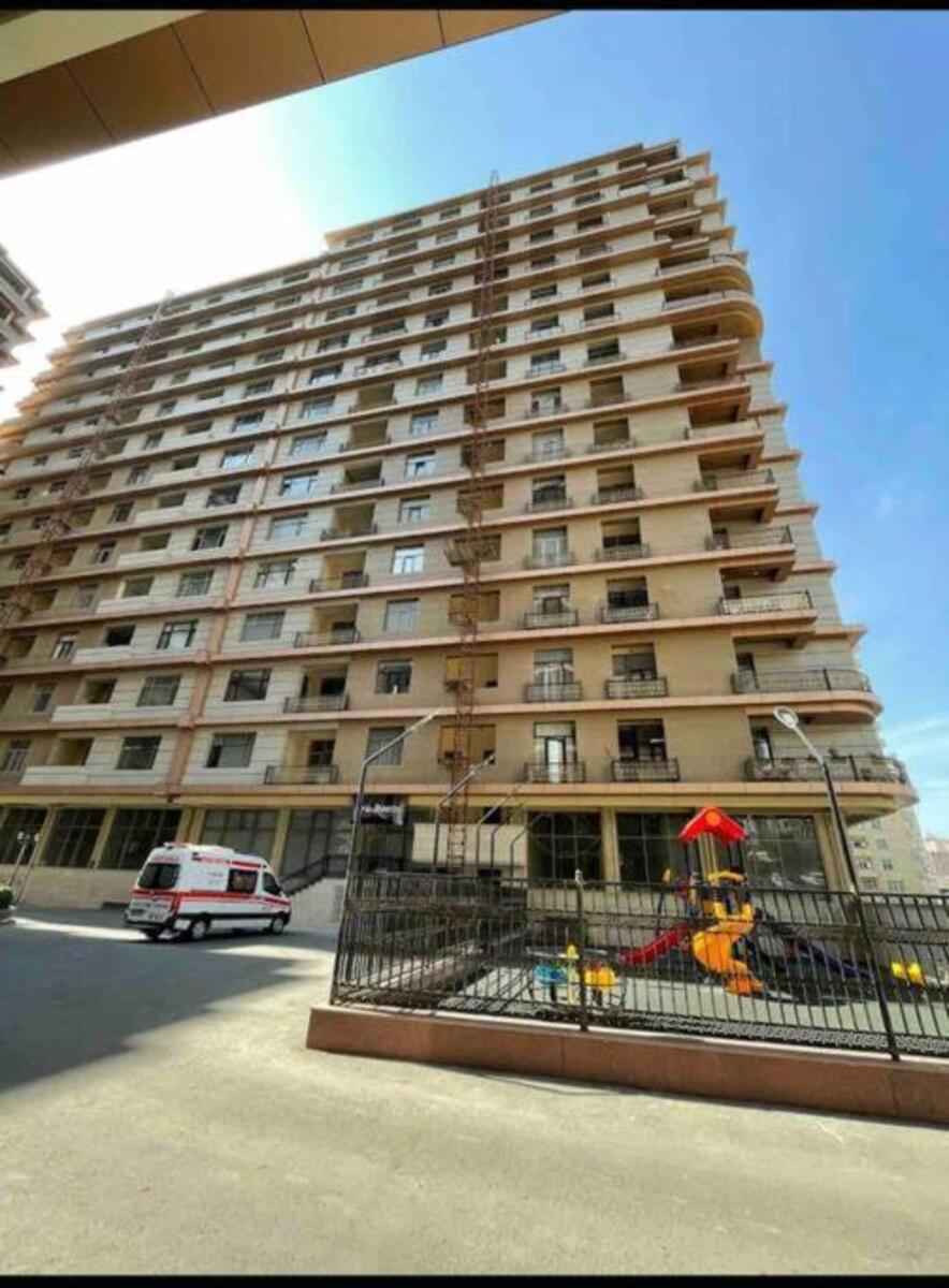 Satılır 4 otaqlı yeni tikili 247 m² — Mənzil, Bakı (4)
