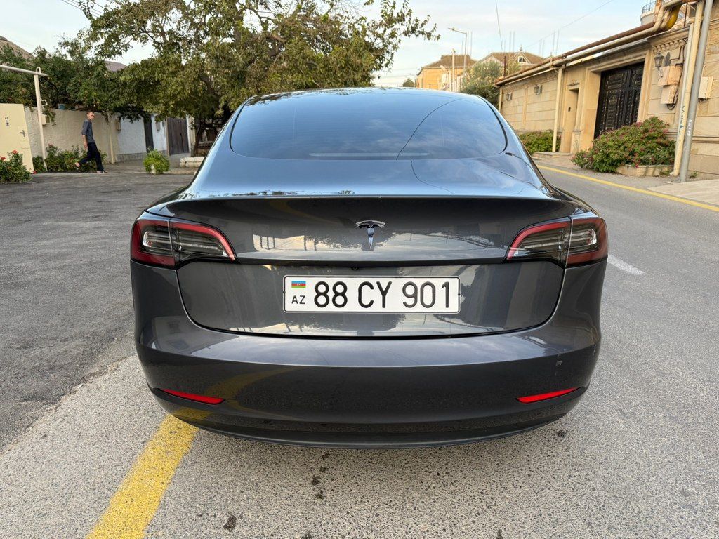 Tesla Model 3, 60 kWh, 2023 il, 65 000 km 88-CY-901 — Avtomobillər, Bakı (2)