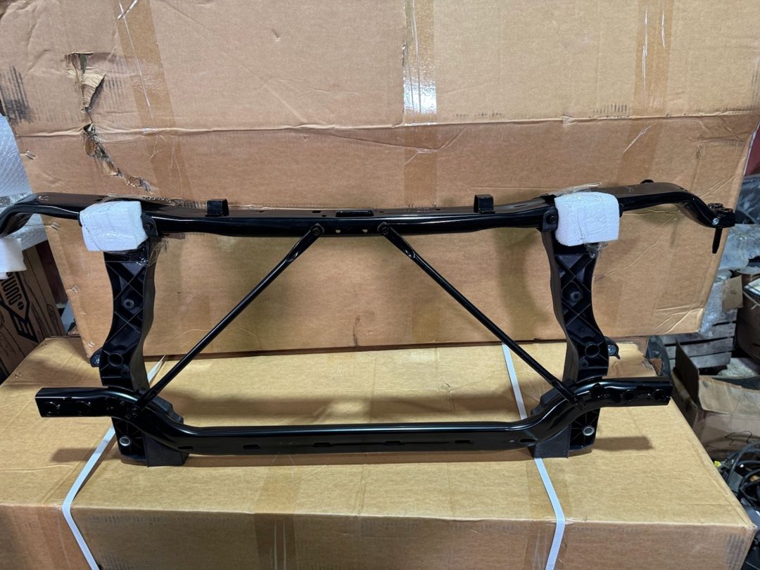 "Jeep wrangler jl 4xe" radiator paneli — Ehtiyat hissələri və aksesuarlar, Bakı (3)