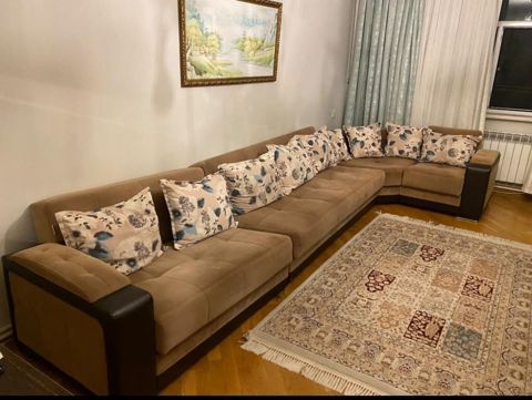 Uqlavoy divan satilir 300 azn Unvan :Lokbatan 1474*Deniz — Bakı