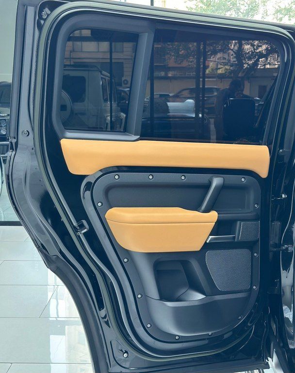 Land Rover Defender, 3.0 L, 2023 il, 69 800 km — Avtomobillər, Bakı (10)