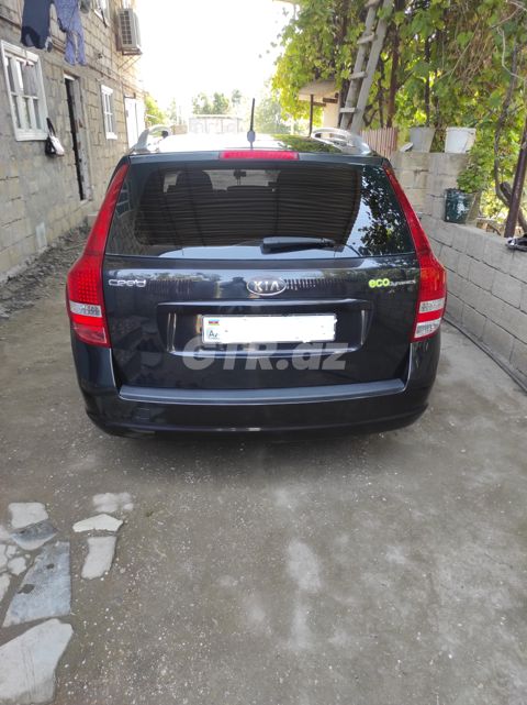 Kia Ceed SW 0.2 L, 2011, 199 km — Neftçala